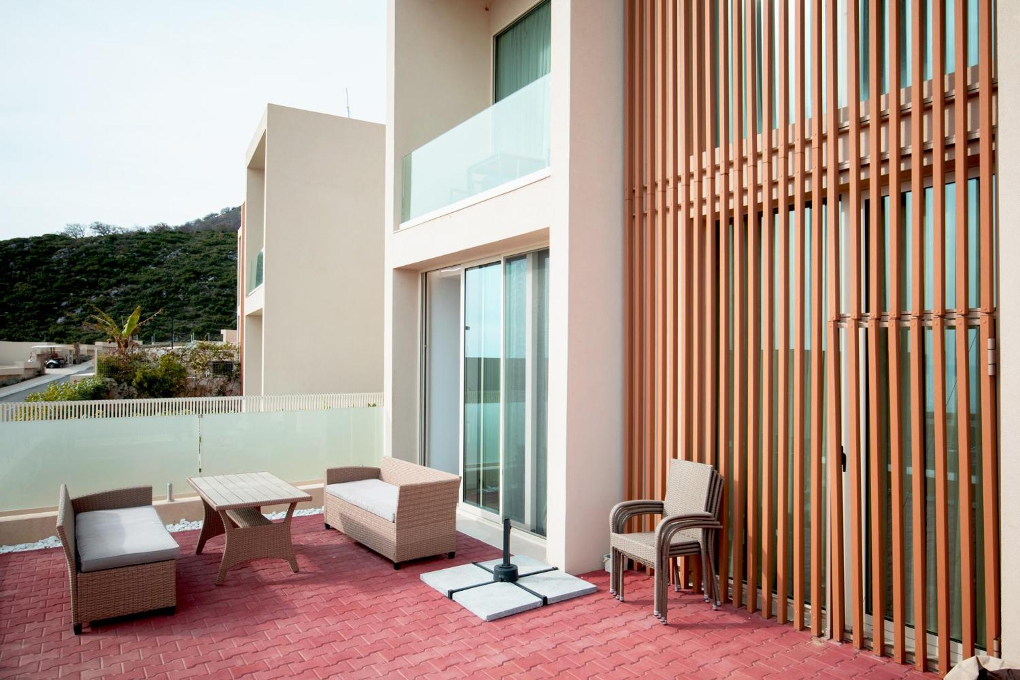 Green Coast Hotel Paljasa Exterior photo
