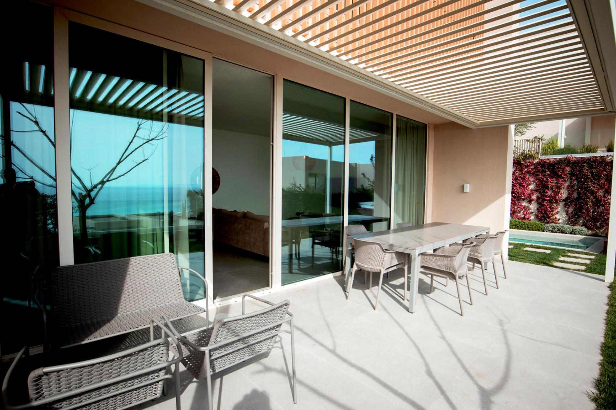 Green Coast Hotel Paljasa Exterior photo