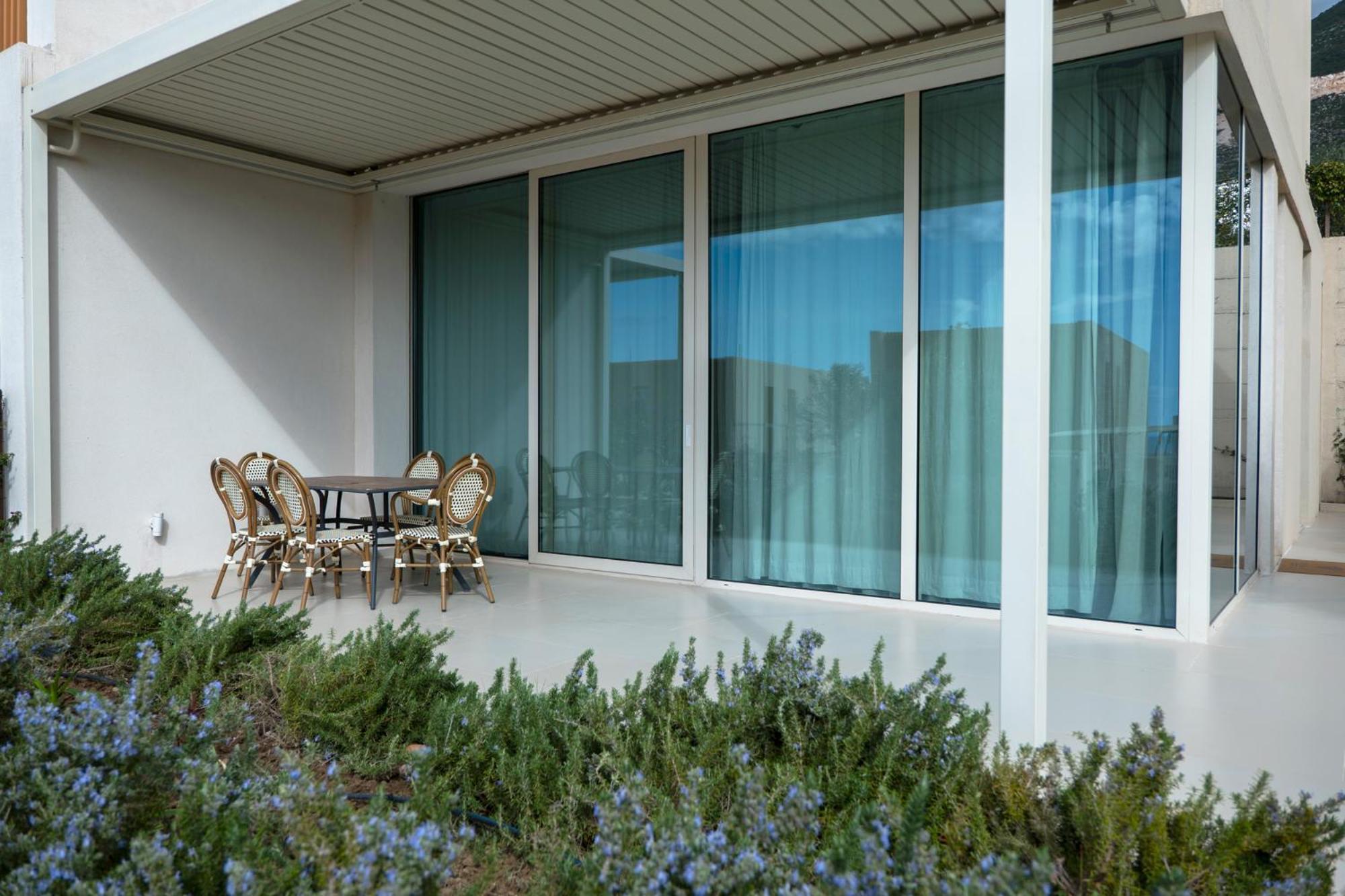 Green Coast Hotel Paljasa Exterior photo